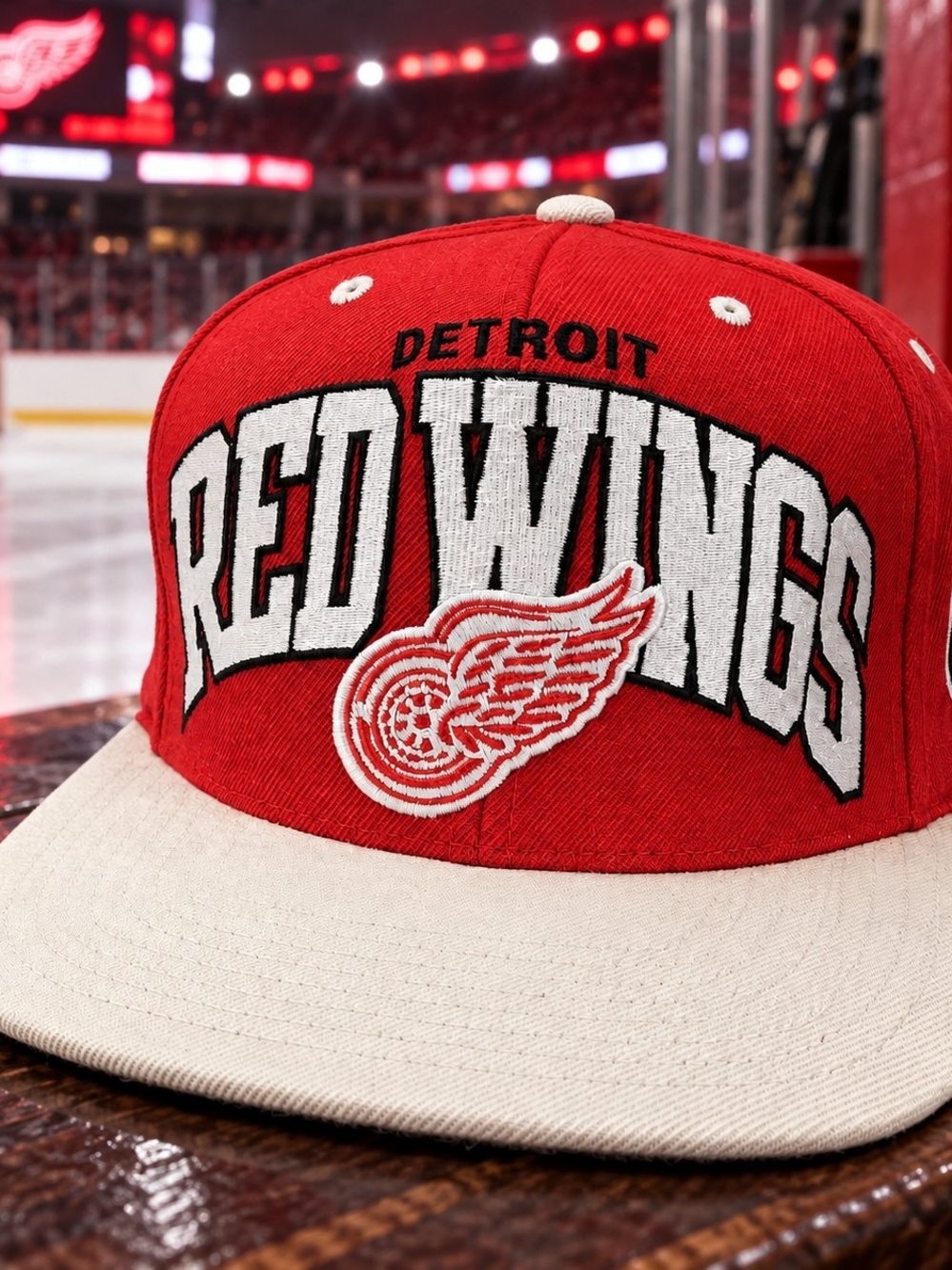 Mitchell & Ness Detroit Red Wings NHL Snapback Hat